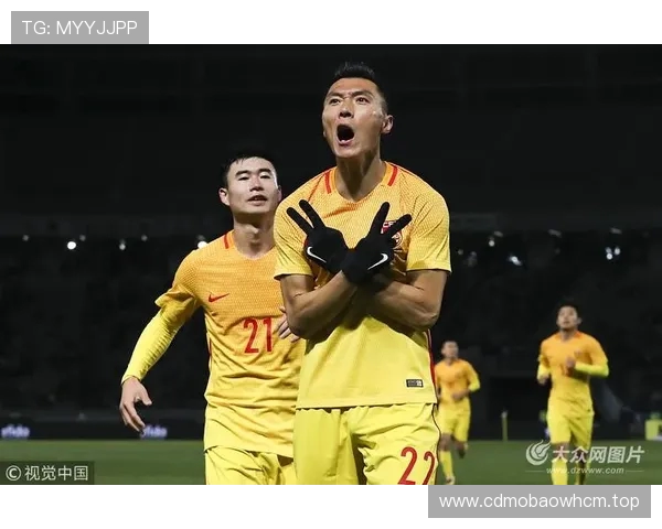 韩国对阵中国香港继续尝试三后卫阵型 更多新人有望迎来首秀